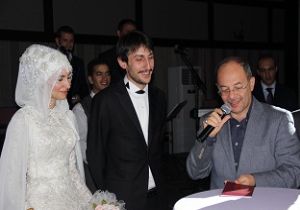 Bulutlar oğlunu evlendirdi